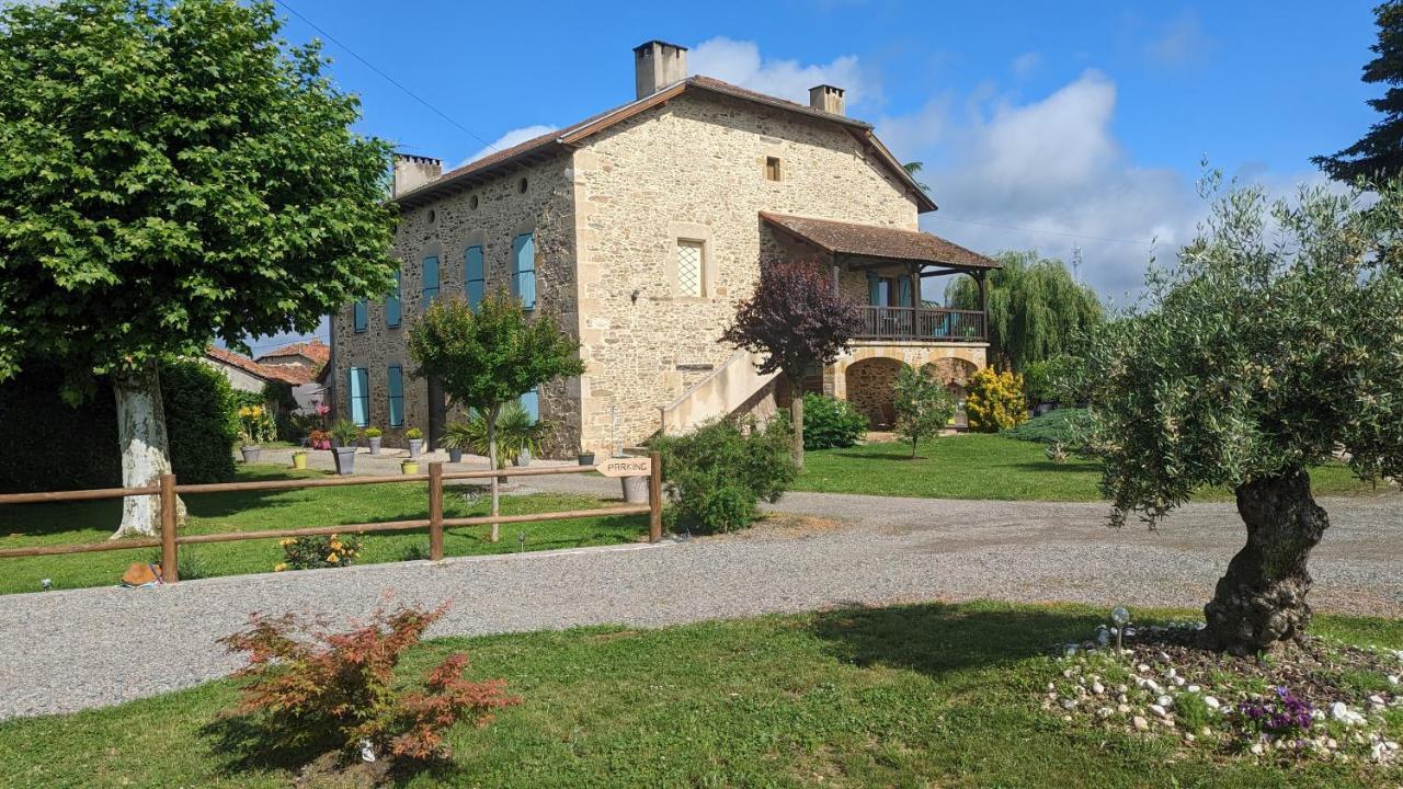 Отель La Salabertie Bagnac Экстерьер фото